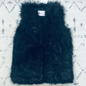NEW. Children’s Place Fuzzy Vest